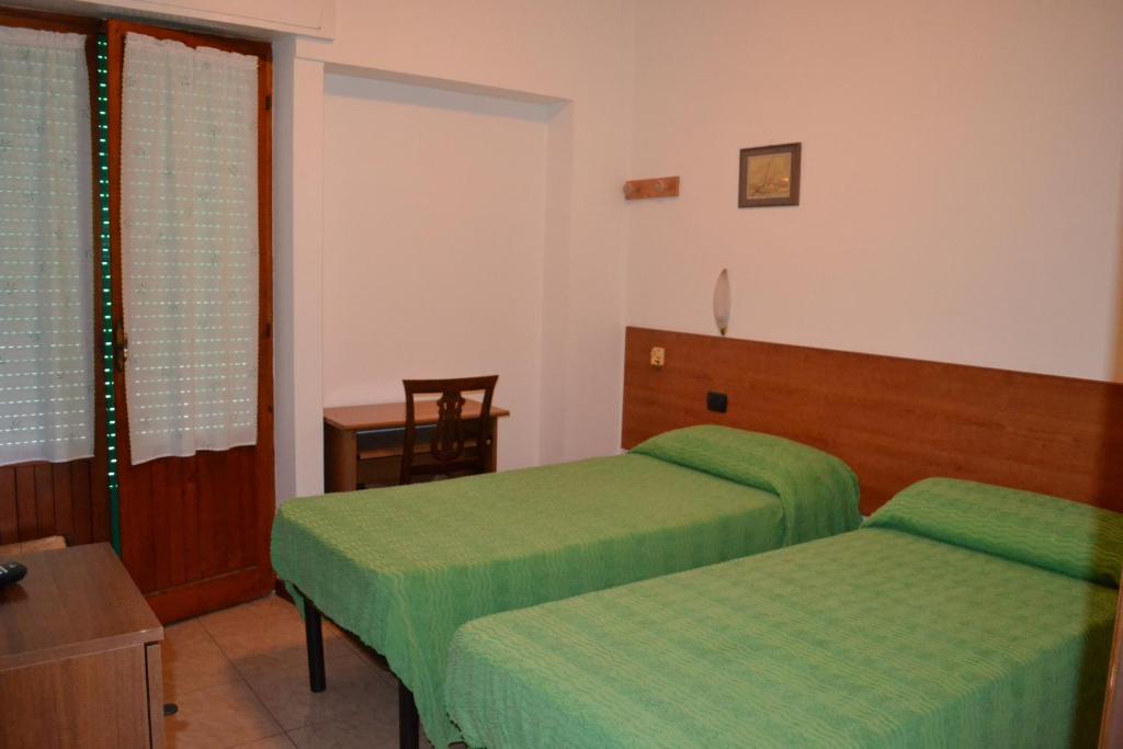 Hotel Ferrara San Benedetto del Tronto Oda fotoğraf