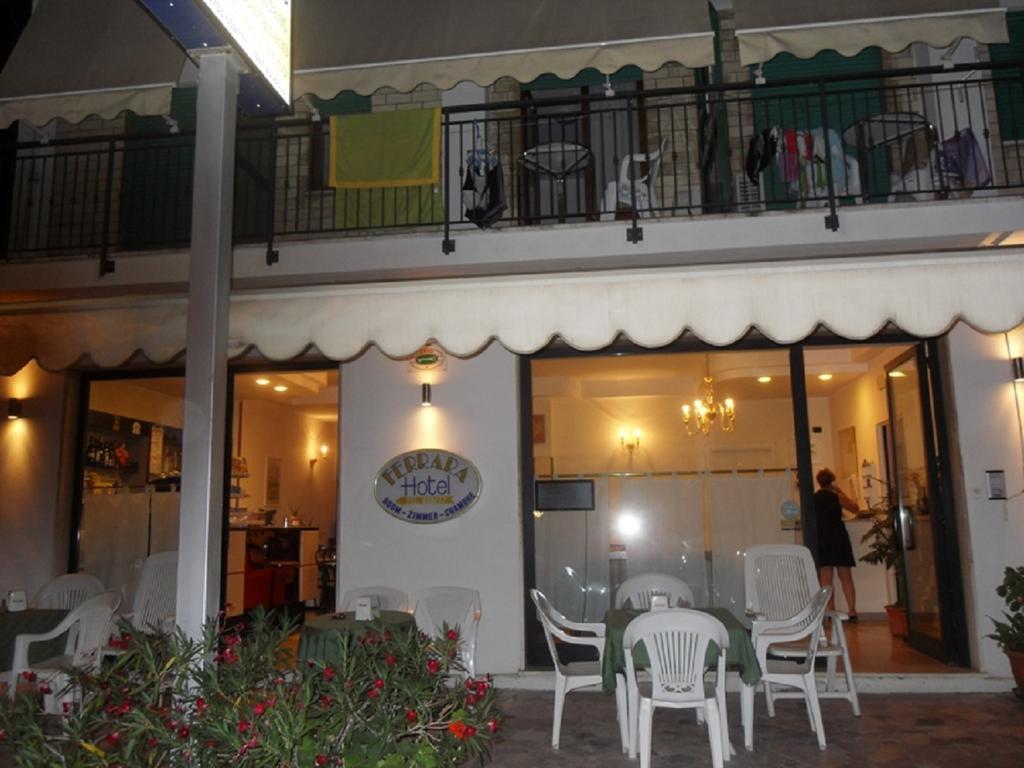 Hotel Ferrara San Benedetto del Tronto Dış mekan fotoğraf