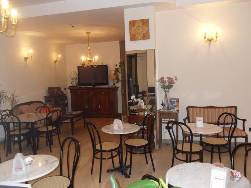 Hotel Ferrara San Benedetto del Tronto Dış mekan fotoğraf