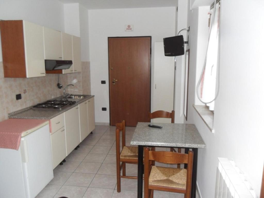 Hotel Ferrara San Benedetto del Tronto Oda fotoğraf