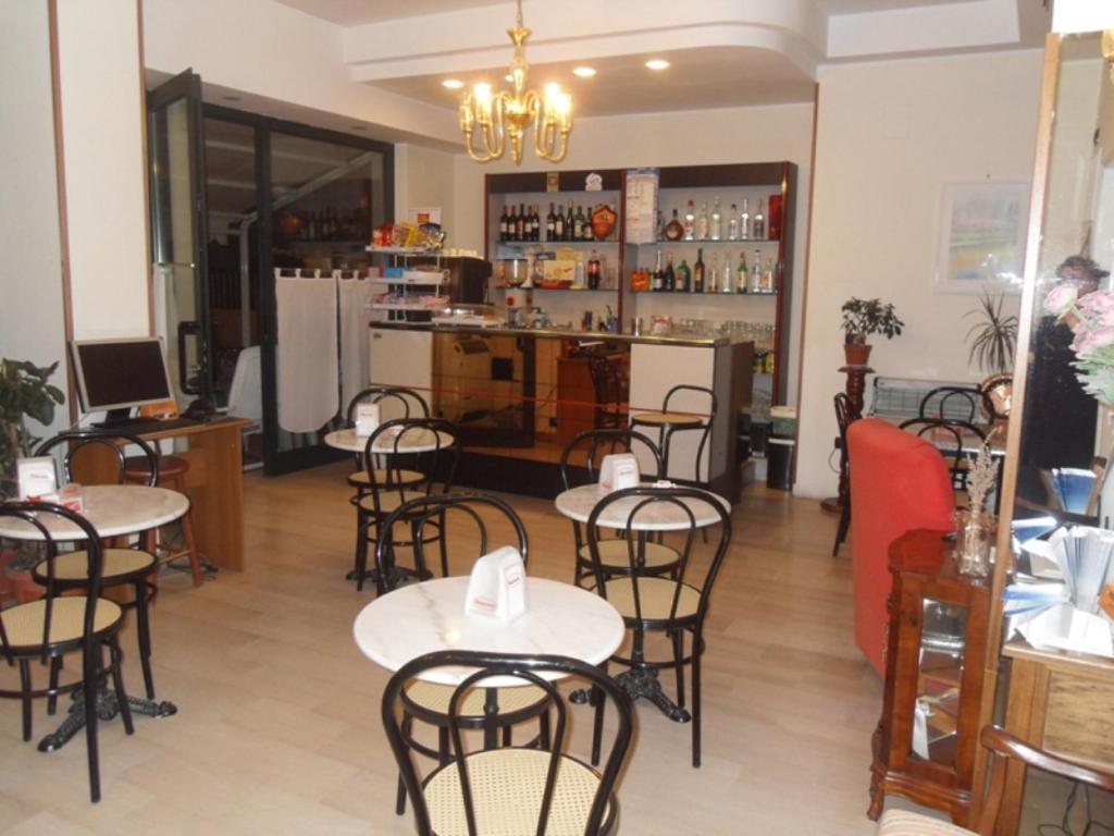 Hotel Ferrara San Benedetto del Tronto Dış mekan fotoğraf